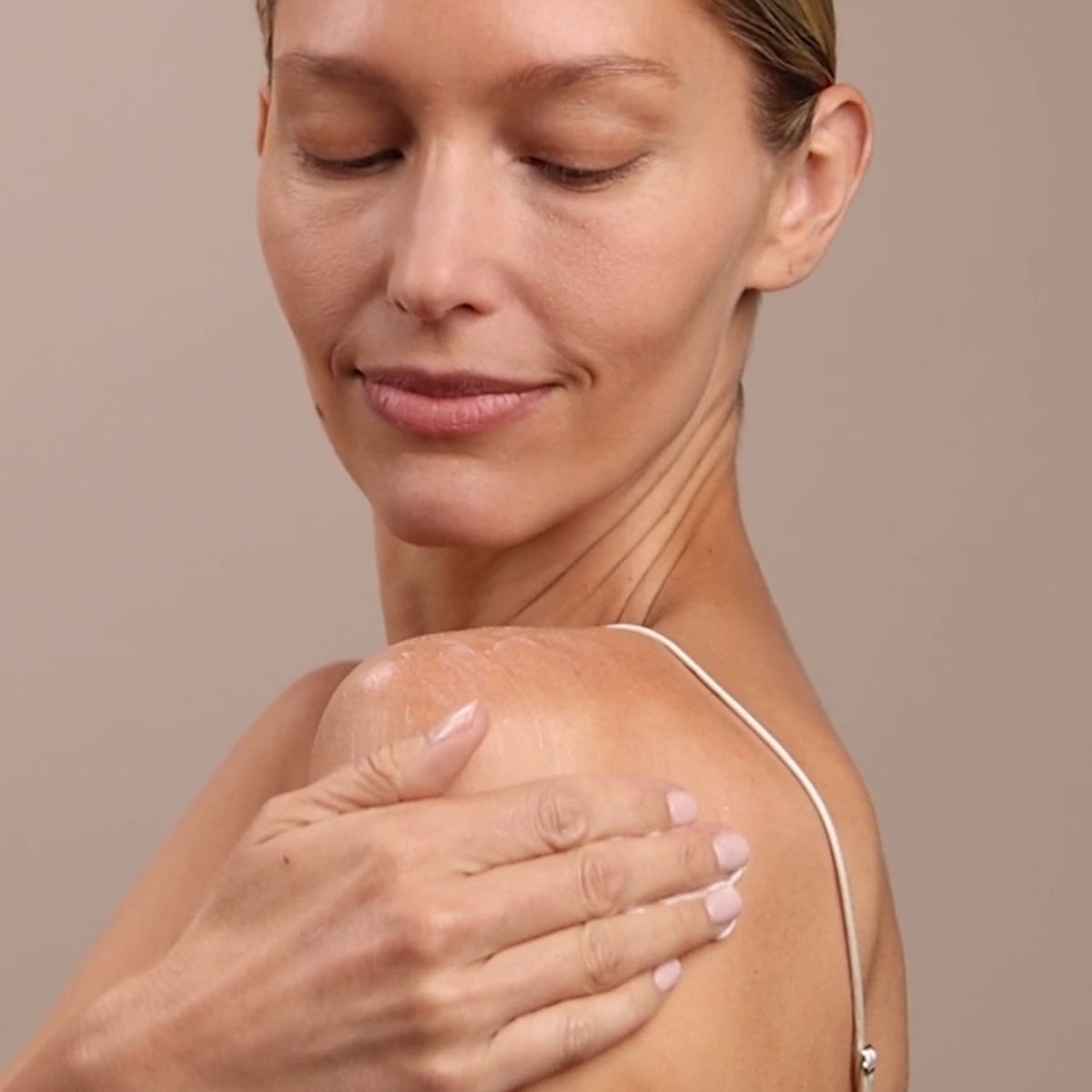 Éminence - Crème corporelle anti-âge au monoï