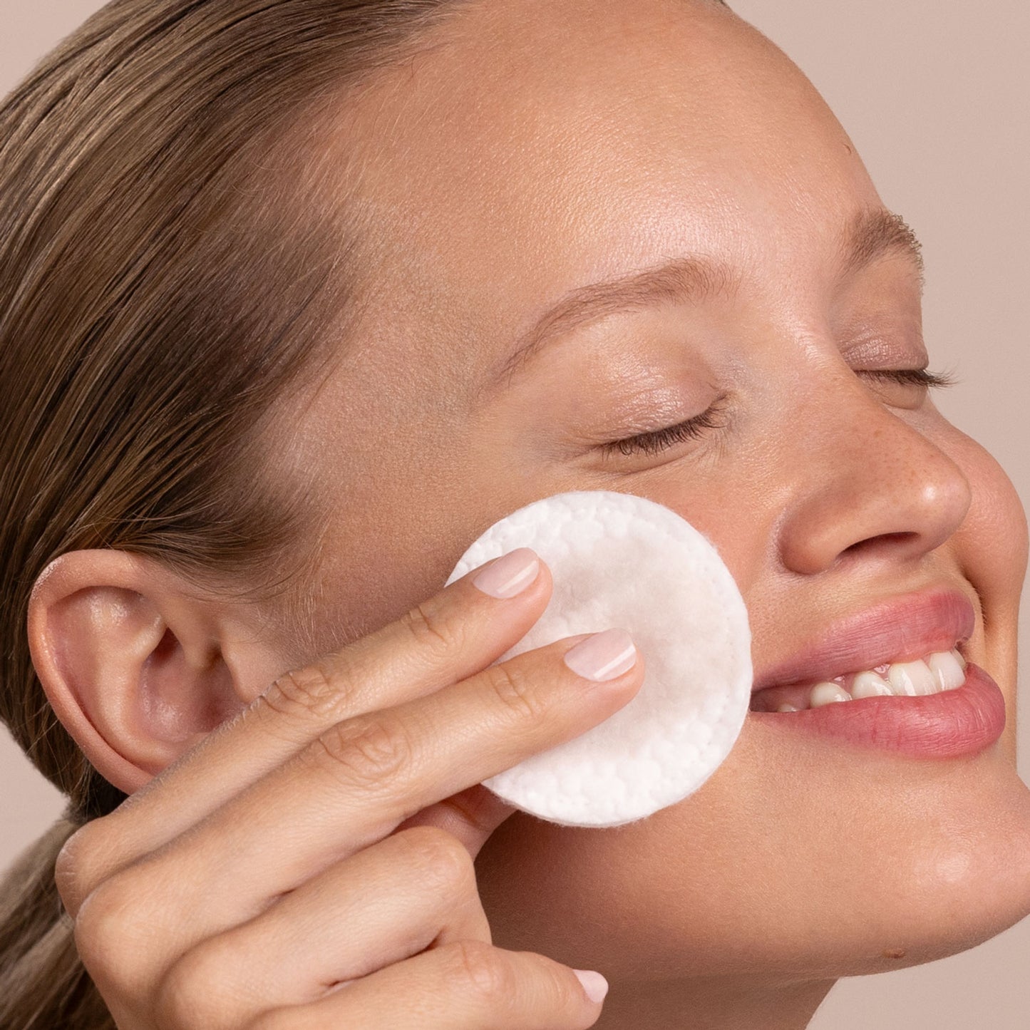 Éminence - Exfoliant doux à la camomille