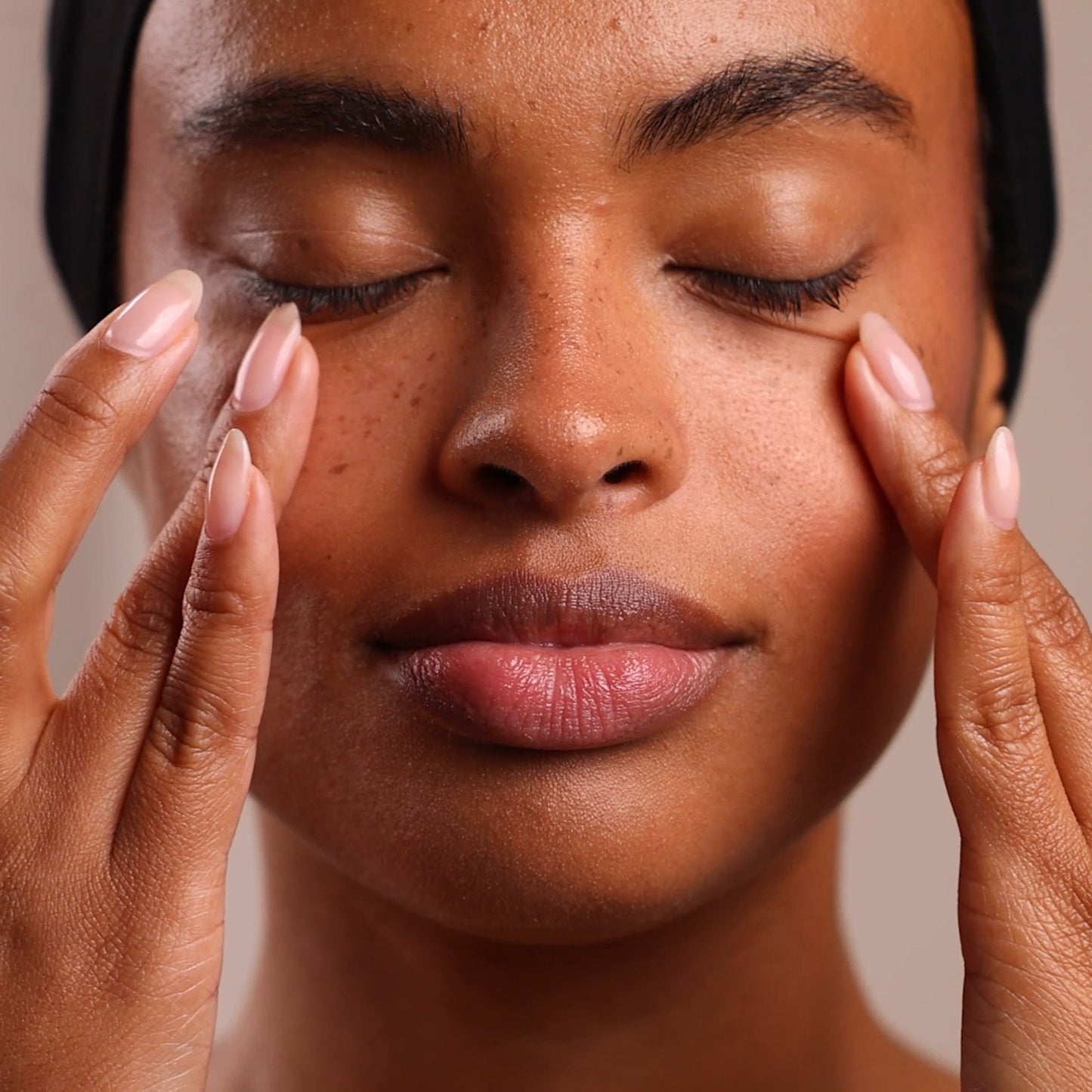 Éminence - Sérum anti-âge contour des yeux